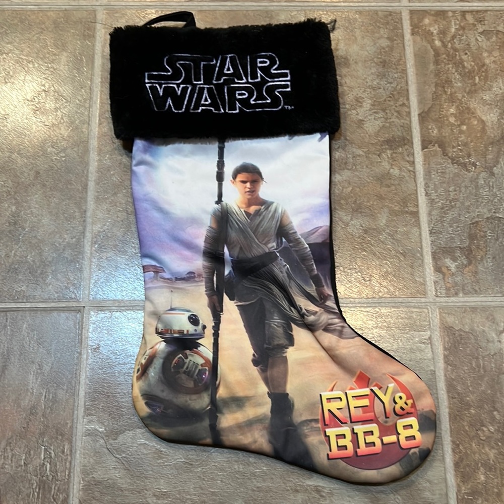 - Star Wars -Rey & BB-8 Christmas Holiday Stocking - Picture 3 of 6
